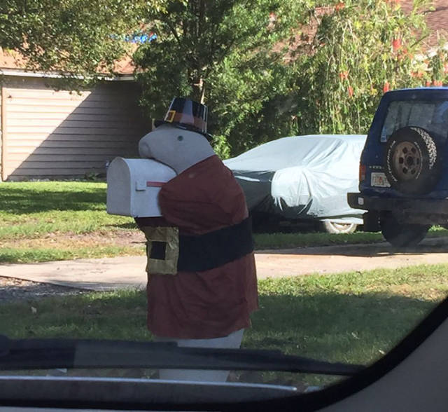 This Manatee Mailbox Might Be Just The Most Bizarre And Adorable Thing Ever