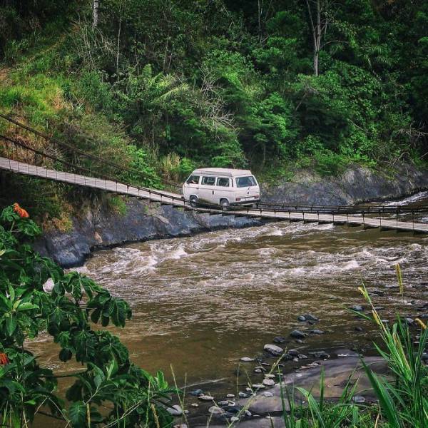 Pics From ‘Project Van Life’ Instagram That Will Make You Wanna Quit Your Job And Travel The World
