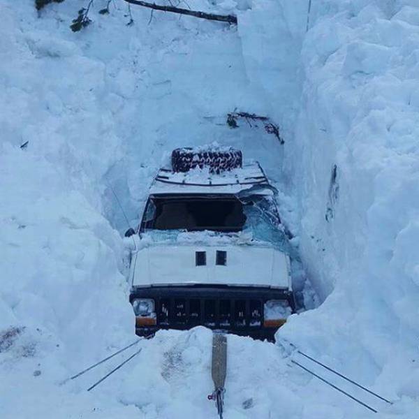 Jeep Digging From Under The Snow