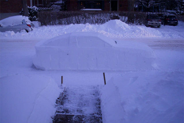 This Car Made Of Snow Was So Real That Police Even Ticketed It!