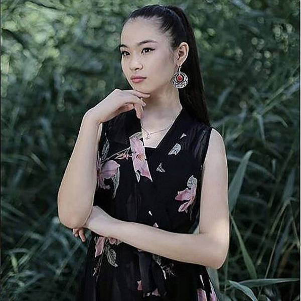 Miss “Virtual Kazakhstan” Had A Big Surprise For The Contest’s Judges…