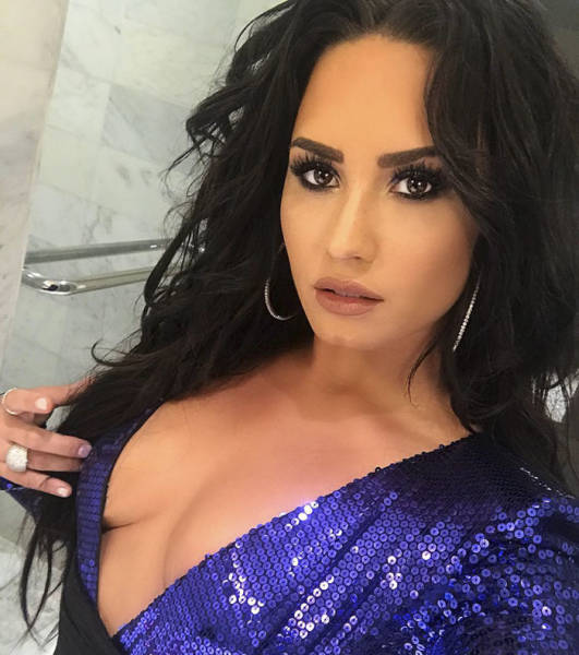 Demi Lovato Receives A Reverse Makeup On Camera To Show How Important It Is To Love Yourself