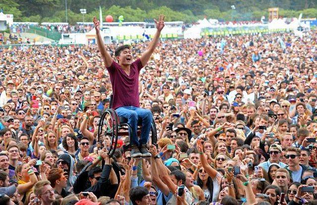 Crowd At Music Festivals Has No Boundaries
