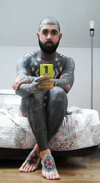 British Guy Covers 90% Of His Body With Tattoos
