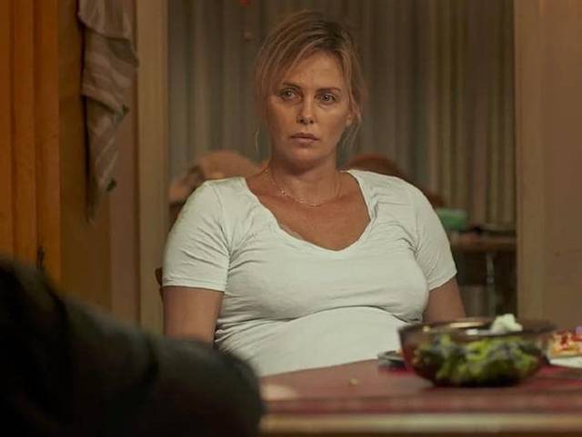 Charlize Theron Gained 23 Kilos By Eating Mac And Cheese At 2am