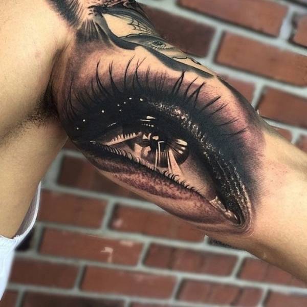 Crazy Looking Tatoos That Are Just Too Realistic