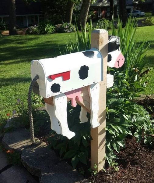 Mailboxes Also Need Some Style