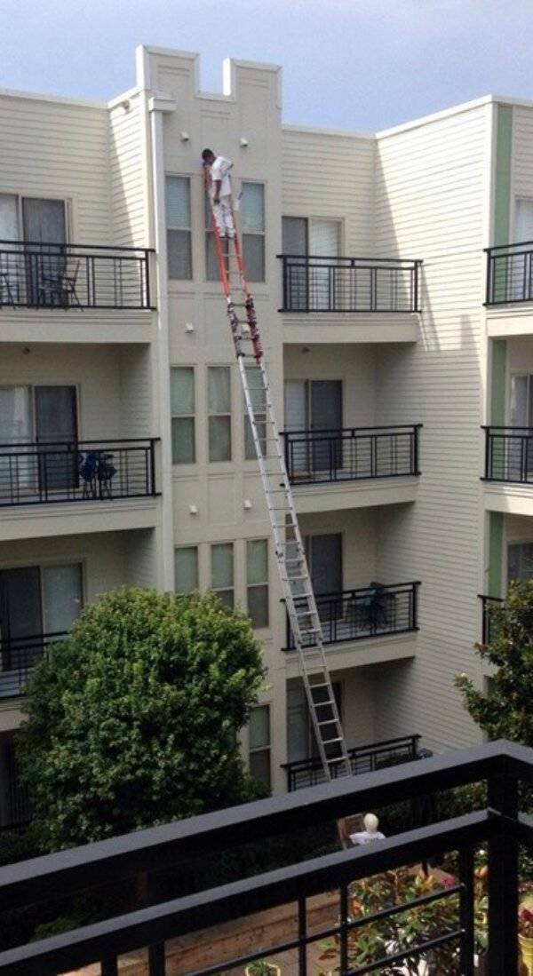 Jobs Are Always Full Of Hilarious Fails And Pranks