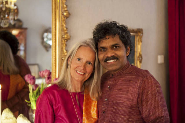 Nothing Could Stop This Indian Man On The Way To His Love