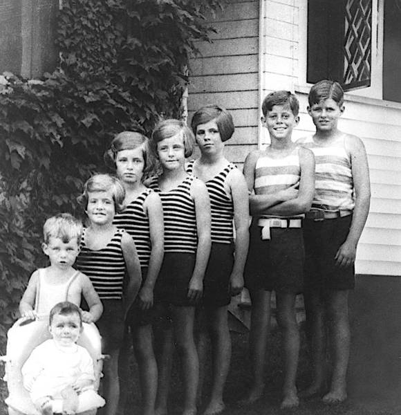 Historical Photos Are Always So Intriguing Historical Photos Are Always So Intriguing