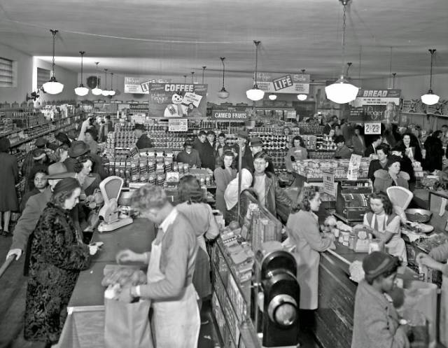 How Shopping Looked Like In The Past Century