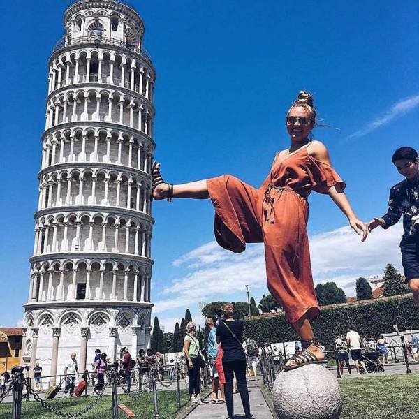When People Really Commit To Make A Fantastic Travel Photo