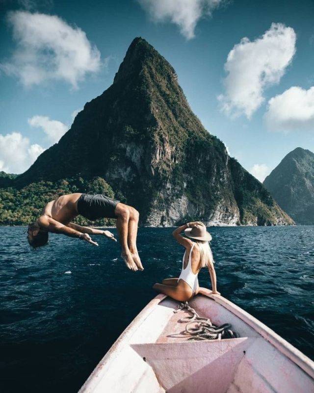 Fine Examples When A Picture Says More Than Just A Thousand Words