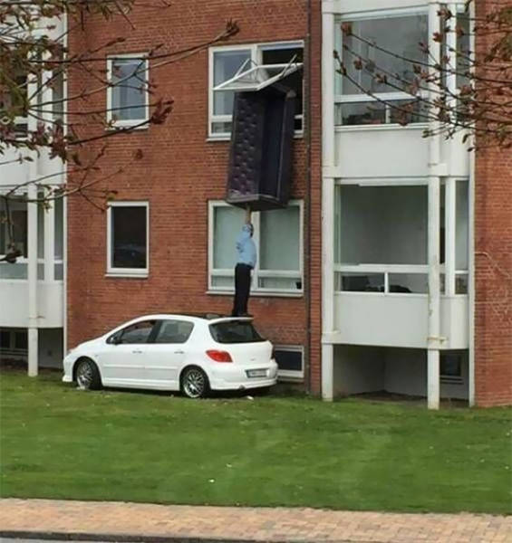 This Is Why Women Live Longer Than Men