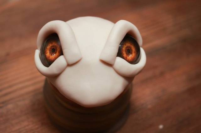 DIY Dragon Created By Hands Of A Simple Human