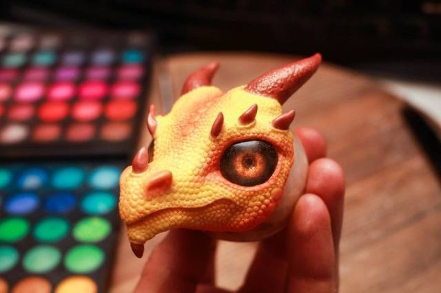 DIY Dragon Created By Hands Of A Simple Human