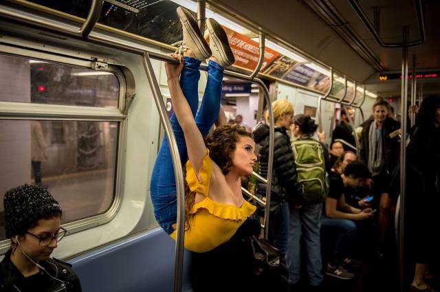 Meet Sofie Dossi, 16-Year-Old Self-Taught Contortionist Who Is Already A Star