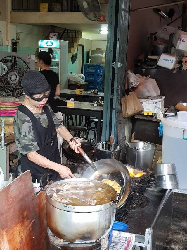 This 70-Year-Old Street Food Cook From Thailand Surely Deserved Her Michelin Star