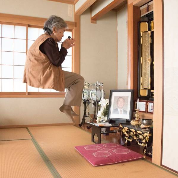Japanese Grandmother Proves That Age Of 90 Isn’t Too Big To Become Popular On Social Media!