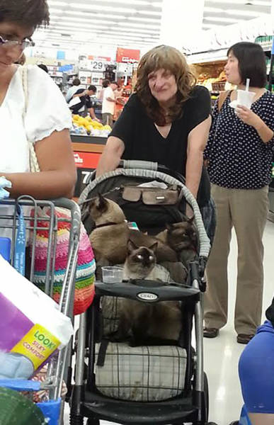 These Shoppers Just Don’t Care!