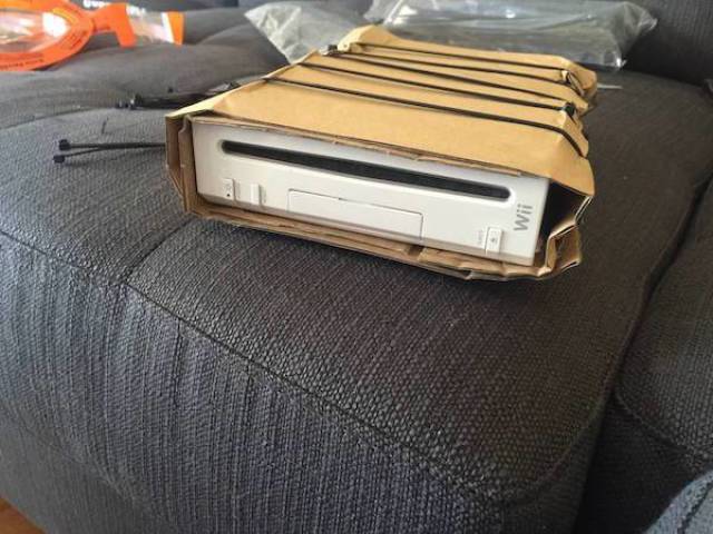 When This Guy’s Ex-Fiancé Tried To Get Her New Man’s Wii Back, He Did His Best