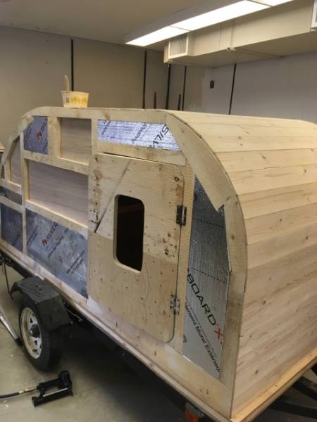 Even House On Wheels Can Be DIY