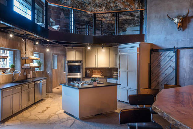 Wanna Live In The World’s Most Luxurious Cave?