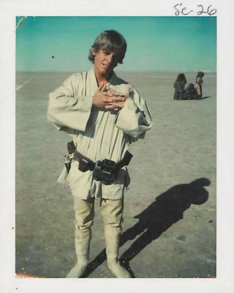 Rare Polaroids From The Set Of “Star Wars: Episode IV – A New Hope”