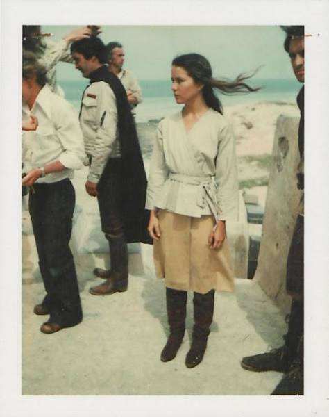 Rare Polaroids From The Set Of “Star Wars: Episode IV – A New Hope”