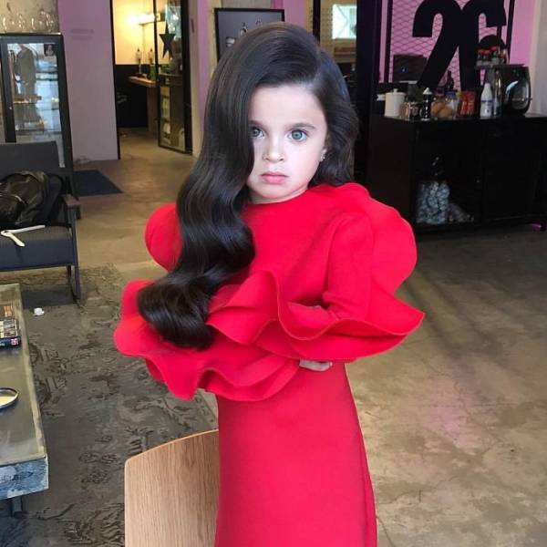 This Girl Is Already A Superstar Thanks To Her Majestic Hair, And She Is Only Five!