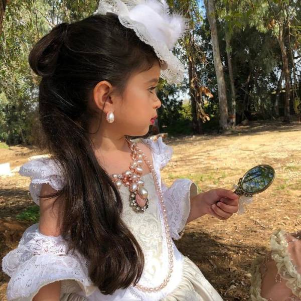 This Girl Is Already A Superstar Thanks To Her Majestic Hair, And She Is Only Five!