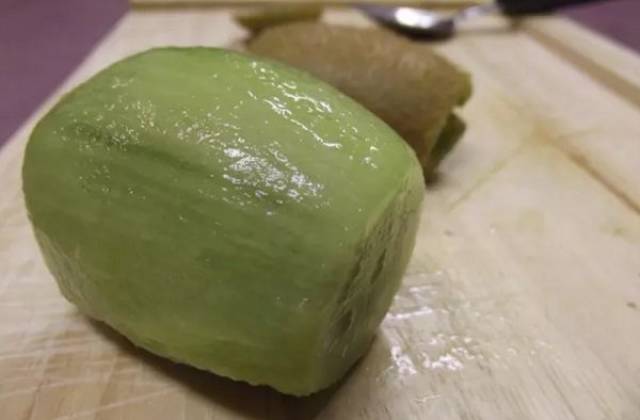 Peeled Foods Are Oddly Satisfying To Look At