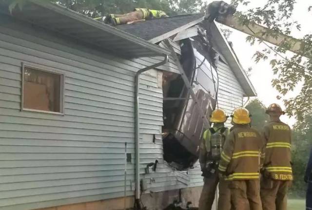 Hard-to-explain WTF Photos