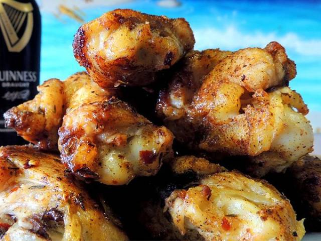 A List Of Foods That Are Absolutely Perfect for Tailgating