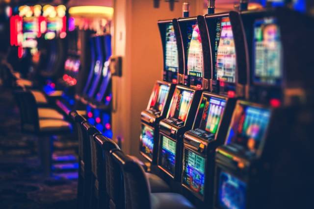 5 Of The Craziest Gambling Strategies