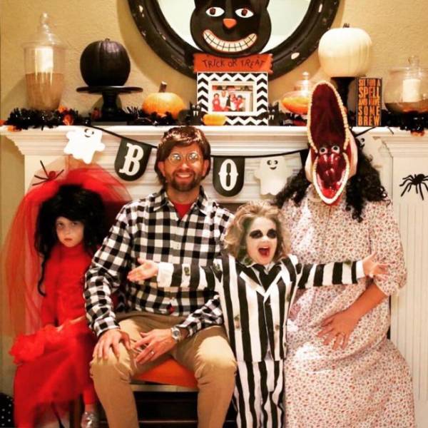 Halloween Makes Families Show Their Collective Creativity