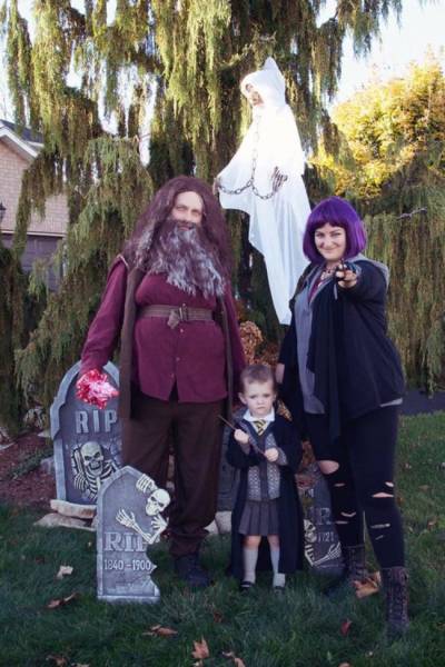 Halloween Makes Families Show Their Collective Creativity