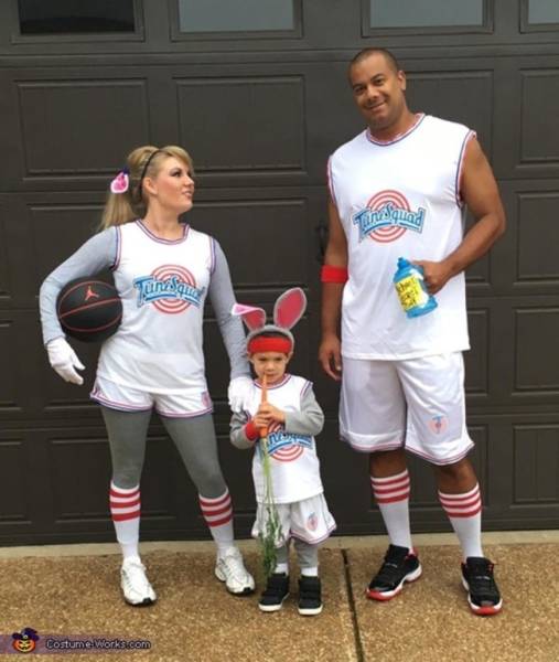 Halloween Makes Families Show Their Collective Creativity