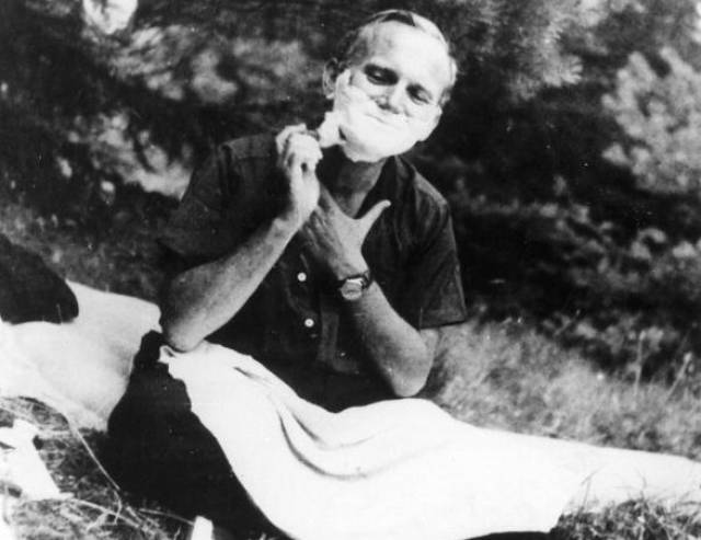 Rare Celebrity Photos With So Much Story Inside