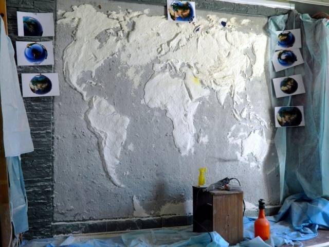 A Bit Of DIY In A Garage, And You Have Yourself A World Map