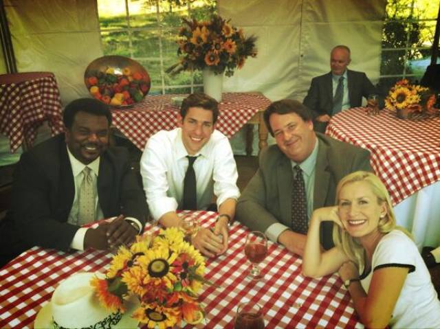 Behind-The-Scenes Photos From “The Office” That Are As Good As The Show Itself