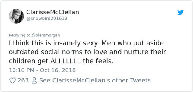 Daniel Craig Gets Mocked For How He Carried His Baby, Internet Quickly Defends Him