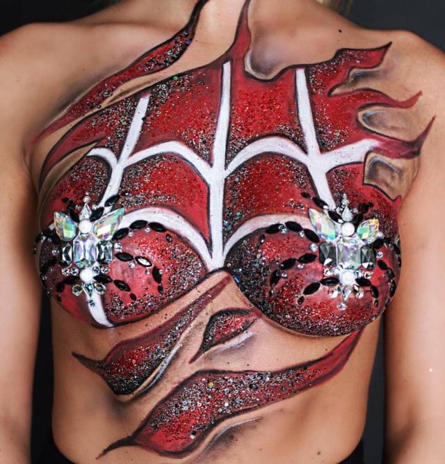 Halloween Is Almost Here With This Spider Boobs Trend