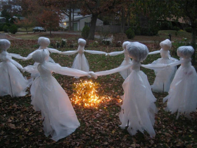 Halloween Decorations That Are Actually Very Good