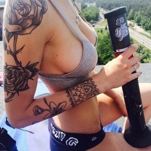 Weed Is Now Legal In Canada And These Girls Are LITERALLY Smoking Hot!