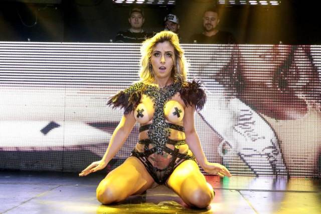 Brazilian “Miss BumBum 2018” Contest Turns Into A Brawl As Winner Is Accused Of Cheating