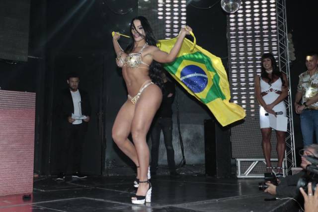 Brazilian “Miss BumBum 2018” Contest Turns Into A Brawl As Winner Is Accused Of Cheating