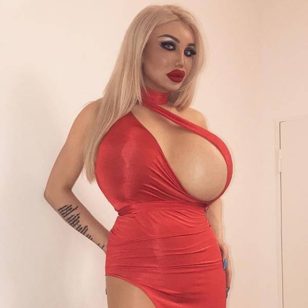 Meet Ivana Vladislava, A Trans Queen Who Transformed Into A Doll For $140 Thousand