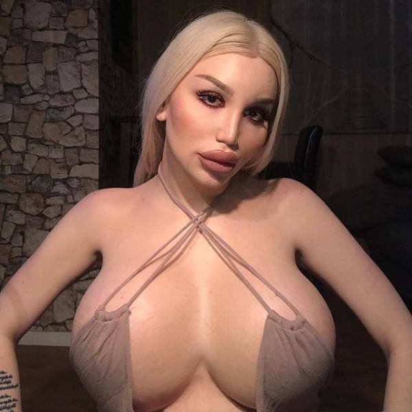 Meet Ivana Vladislava, A Trans Queen Who Transformed Into A Doll For $140 Thousand