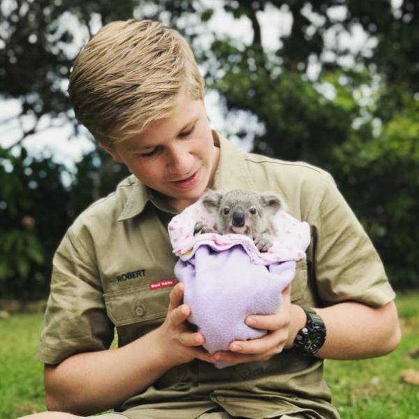 Steve Irwin’s Son, Robert, Is An Award Winning Wildlife Photographer At The Age Of Just 14!